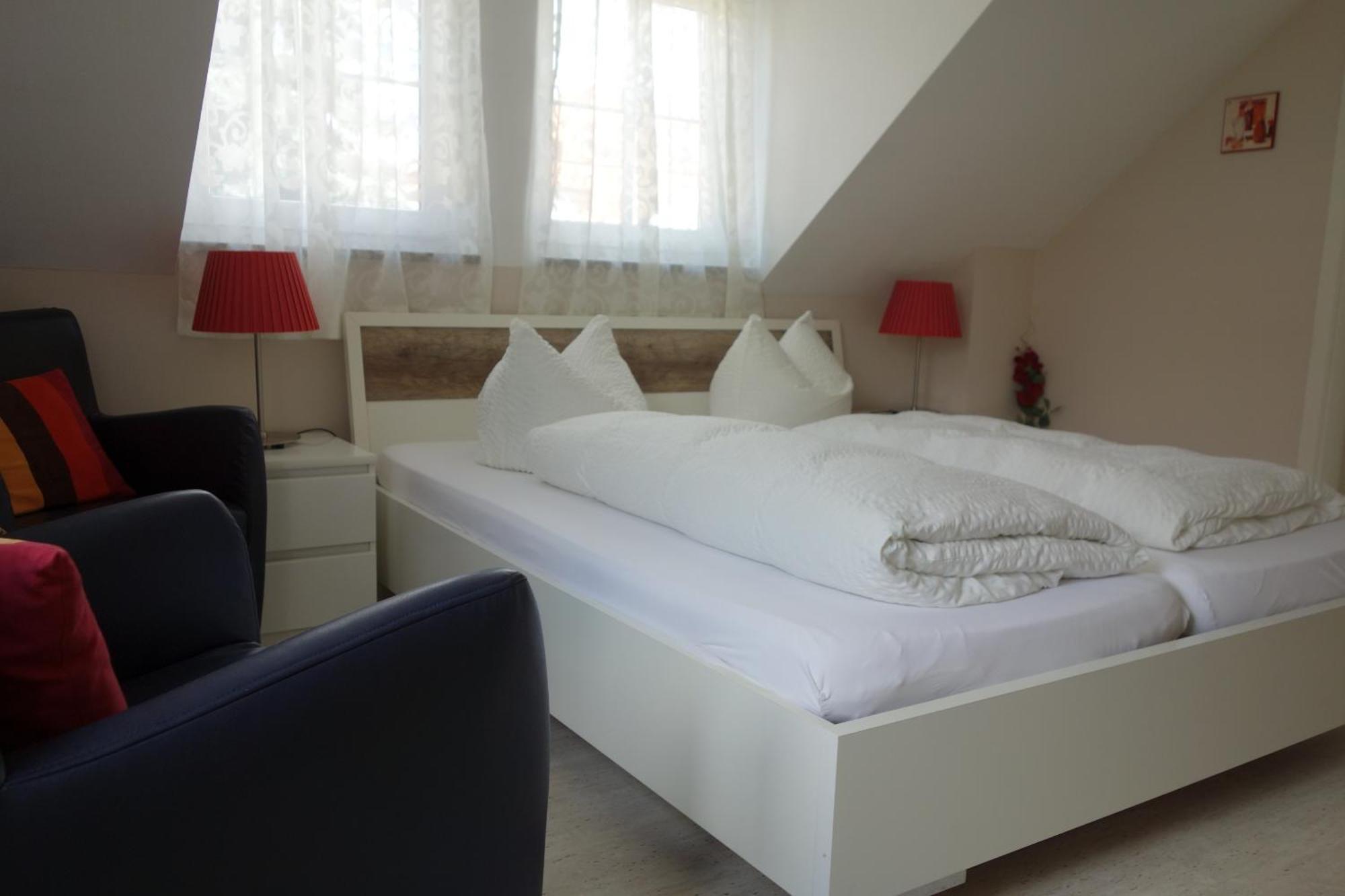 דרזדן Apartments Und Zimmer Gaestehaus Matthias חדר תמונה