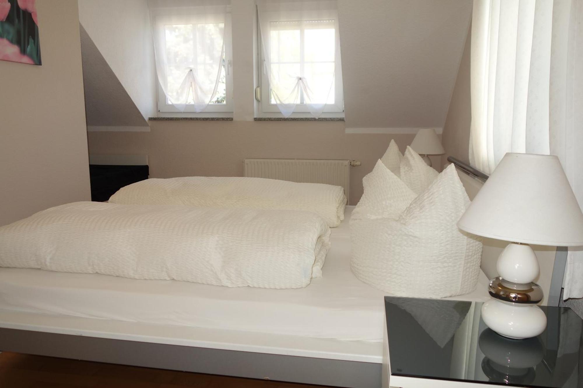 דרזדן Apartments Und Zimmer Gaestehaus Matthias חדר תמונה