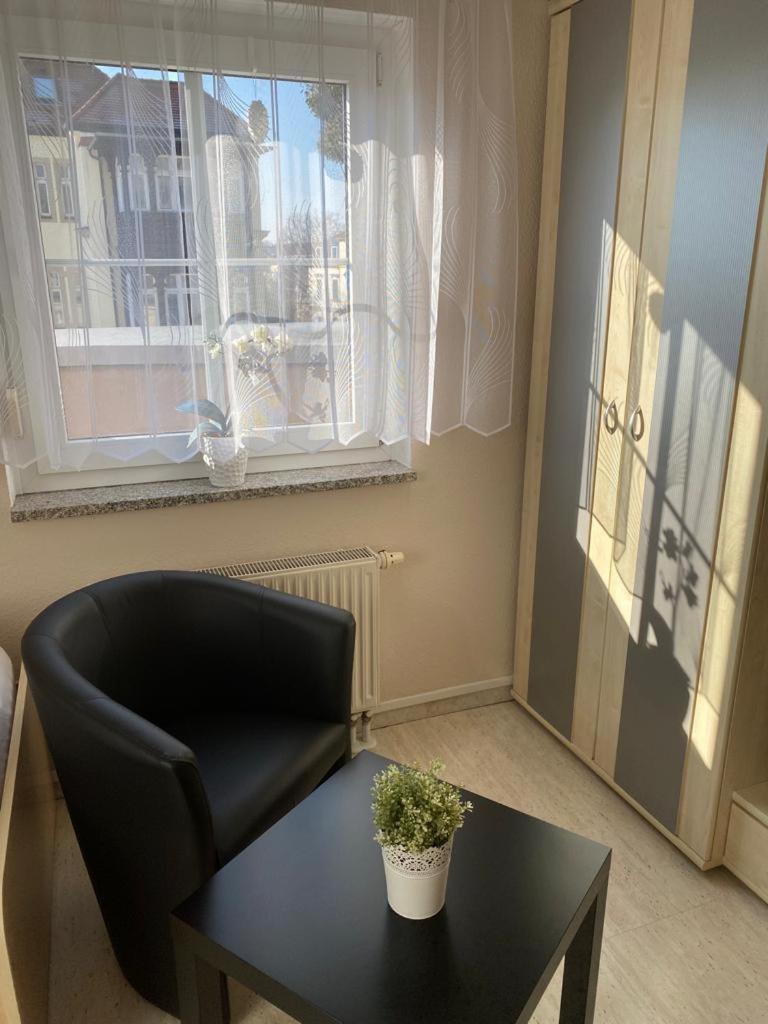דרזדן Apartments Und Zimmer Gaestehaus Matthias מראה חיצוני תמונה