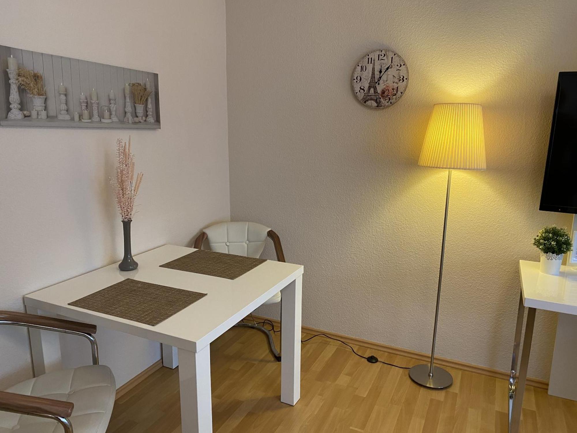דרזדן Apartments Und Zimmer Gaestehaus Matthias חדר תמונה
