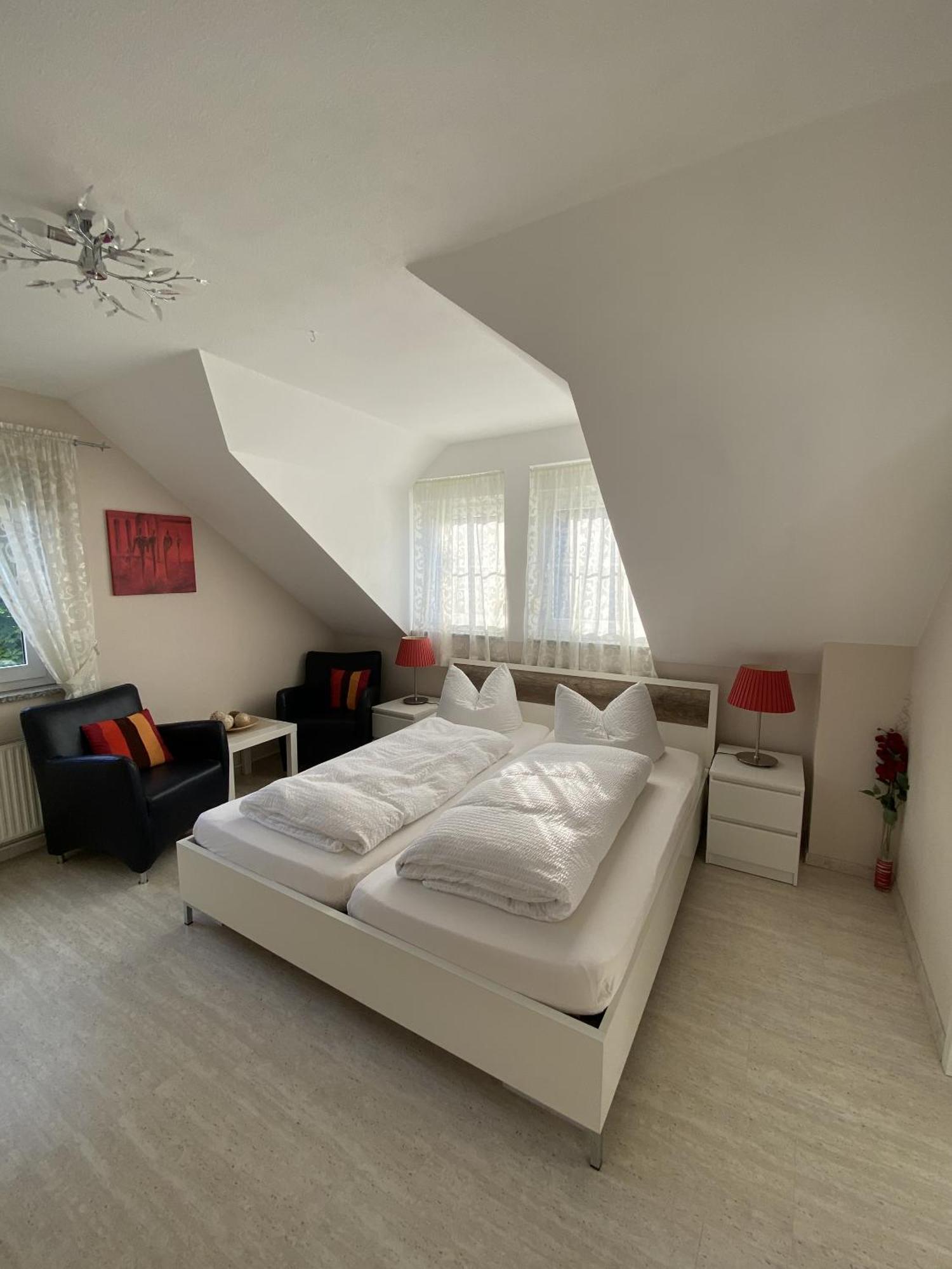 דרזדן Apartments Und Zimmer Gaestehaus Matthias מראה חיצוני תמונה